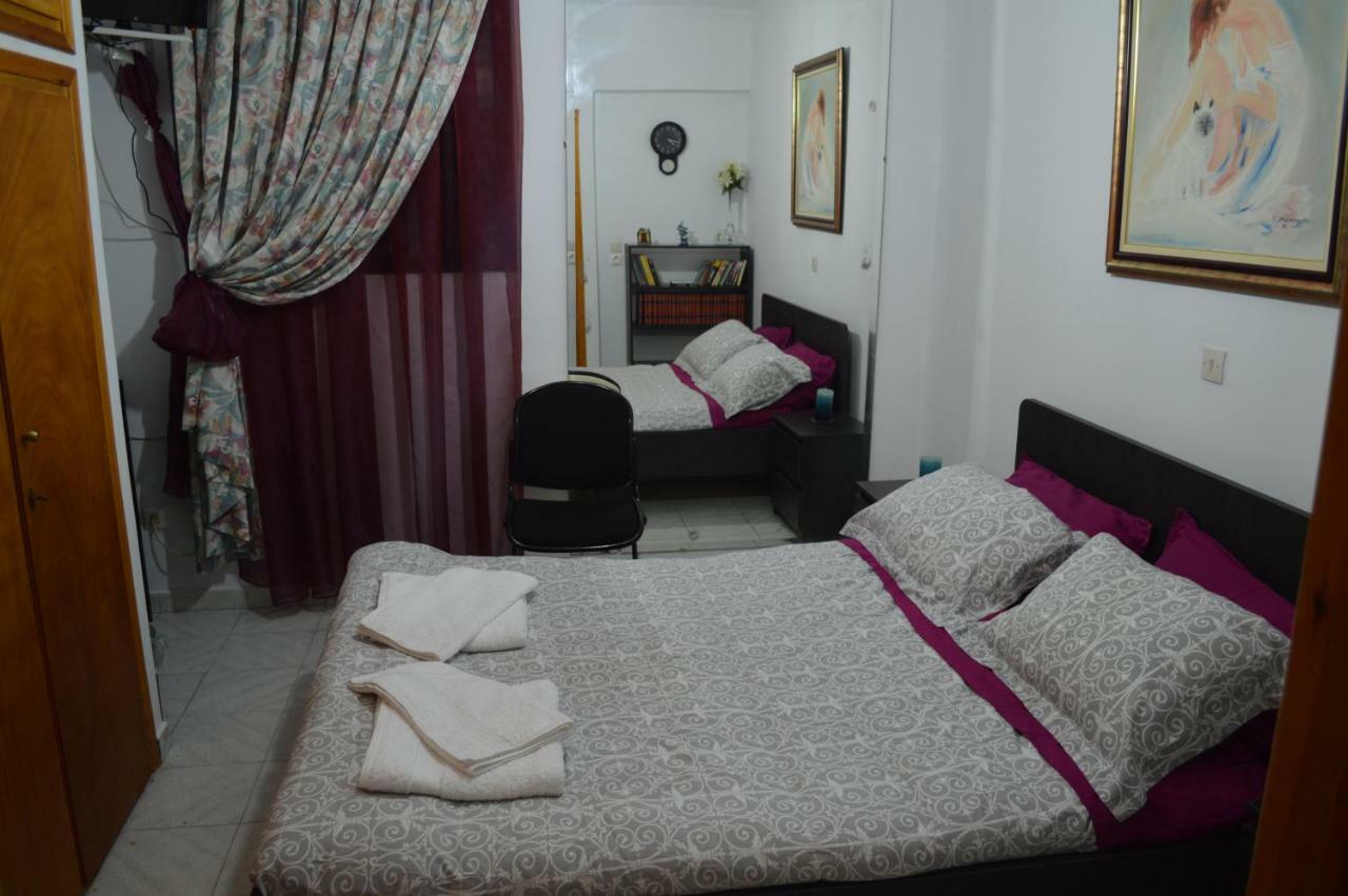 Apartment In The Center Of Aigio F מראה חיצוני תמונה